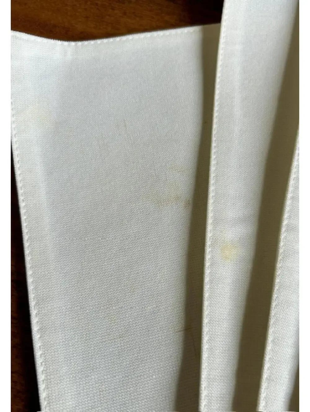 Set of 8 White Cotton Napkins with Embroidered Happy Easter Design